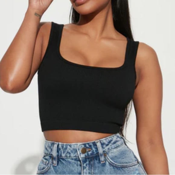 Modiv black cropped tank - Picture 1 of 6